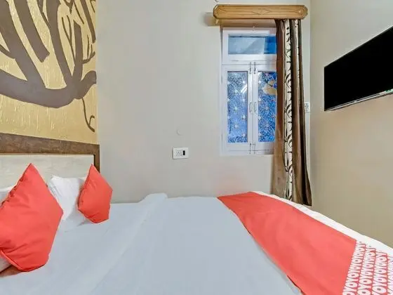 Tek Büyük veya İki Ayrı Yataklı Oda, 1 Büyük (Queen) Boy Yatak