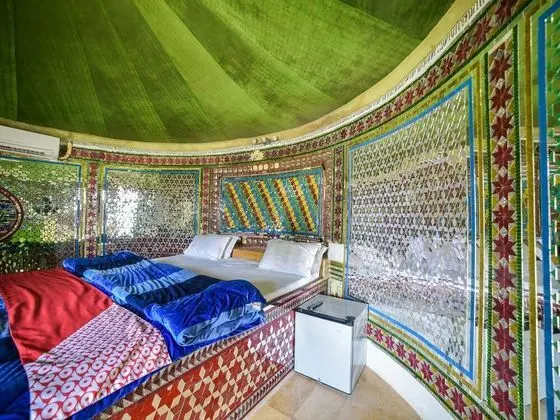 Tek Büyük veya İki Ayrı Yataklı Oda