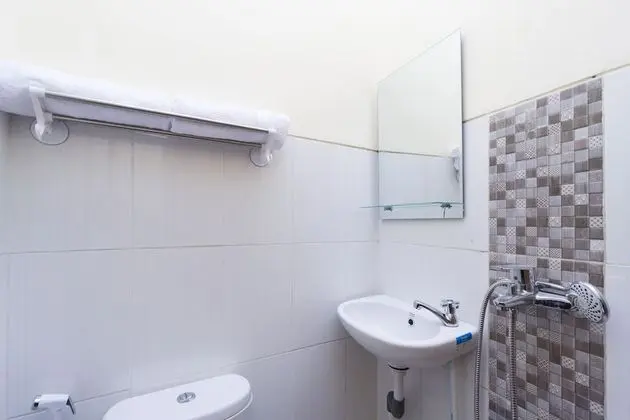 Standard Tek Büyük Yataklı Oda