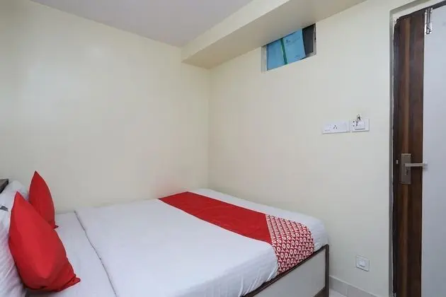 Basic Tek Büyük Yataklı Oda