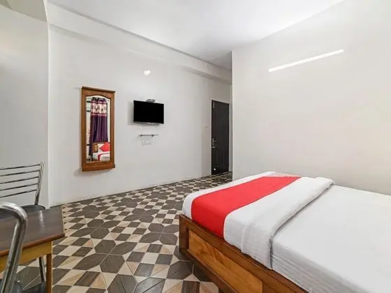 Tek Kişilik Oda, 1 Büyük (Queen) Boy Yatak