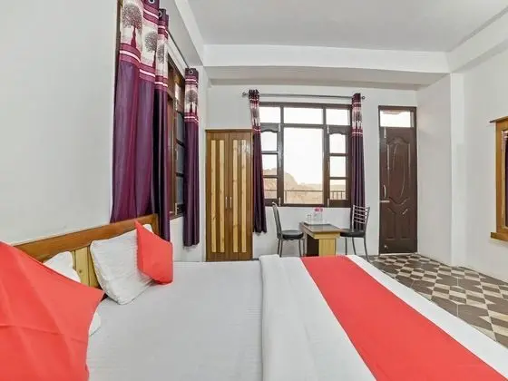 Tek Kişilik Oda, 1 Büyük (Queen) Boy Yatak