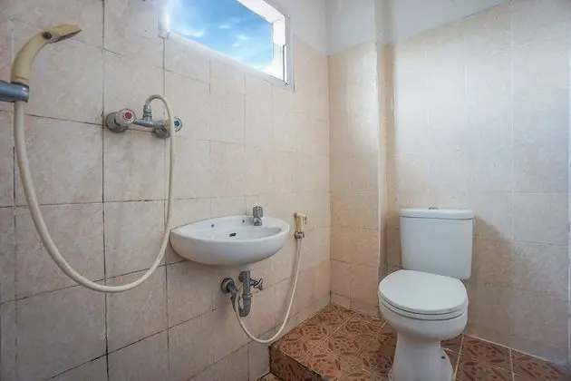 Basic Tek Büyük Yataklı Oda