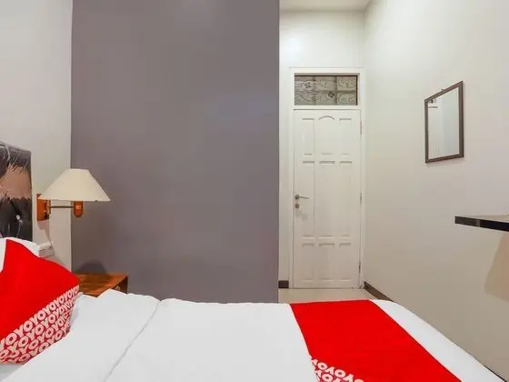 Economy Tek Büyük Yataklı Oda