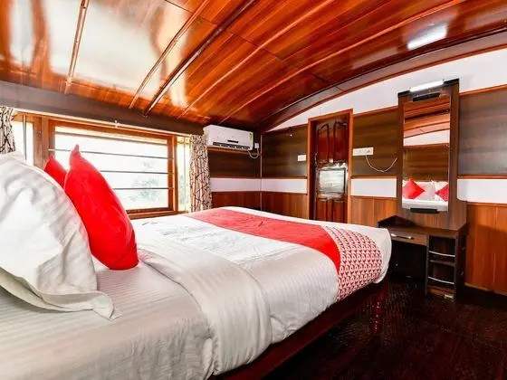 Deluxe Tek Büyük veya İki Ayrı Yataklı Oda, 1 En Büyük (King) Boy Yatak