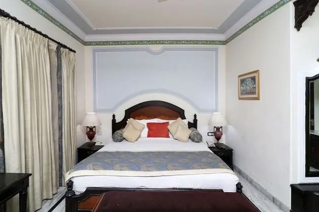 Deluxe Tek Büyük veya İki Ayrı Yataklı Oda