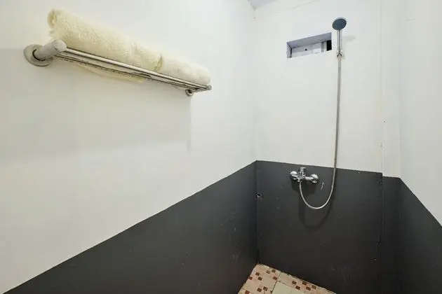 Basic Tek Büyük Yataklı Oda