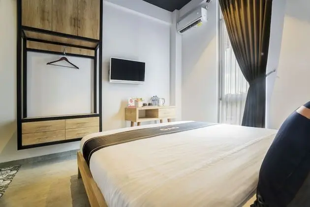 Deluxe Tek Büyük Yataklı Oda