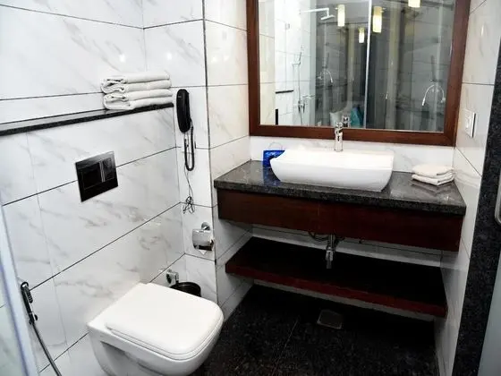 Standard Tek Büyük veya İki Ayrı Yataklı Oda, 1 Çift Kişilik Yatak, Özel Banyo