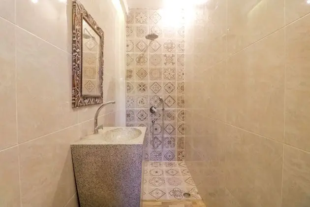Standard Tek Büyük Yataklı Oda