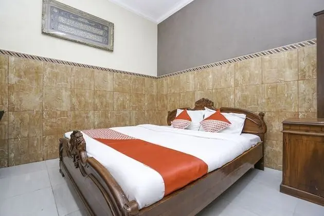 Standard Tek Büyük Yataklı Oda