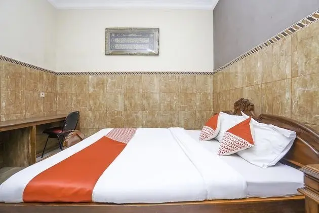 Standard Tek Büyük Yataklı Oda