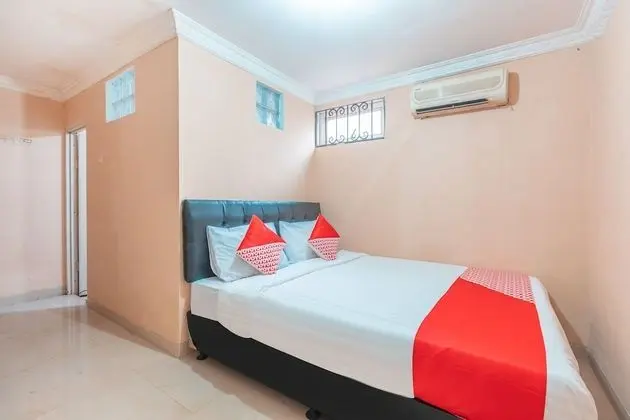 Standard Tek Büyük Yataklı Oda