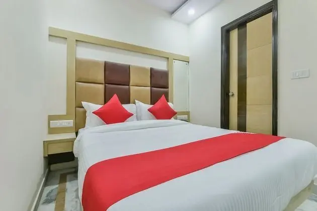 Basic Tek Büyük Yataklı Oda