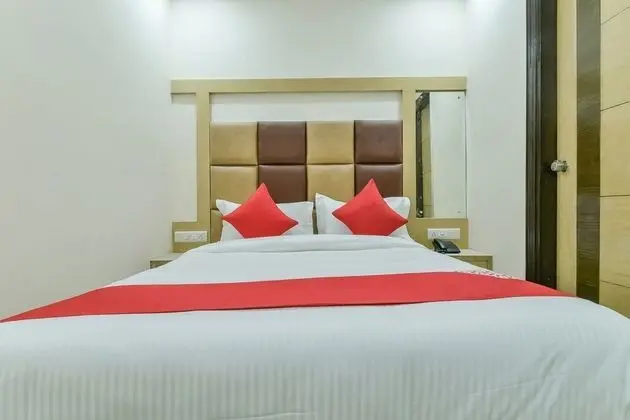 Basic Tek Büyük Yataklı Oda