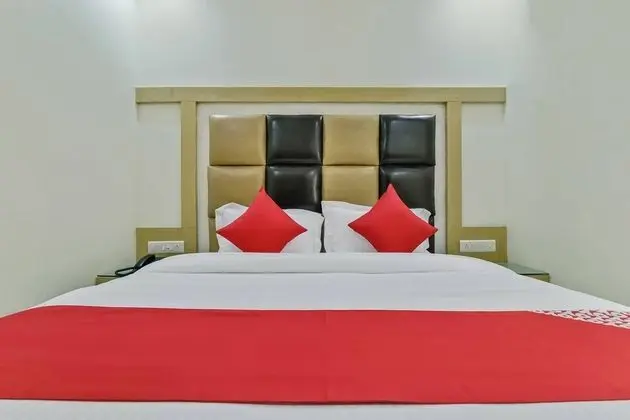 Basic Tek Büyük Yataklı Oda