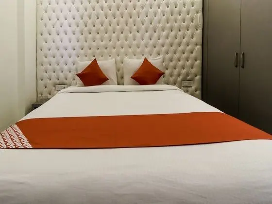 Büyük Yataklı Tek Kişilik Oda
