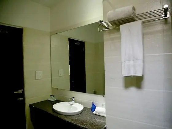 Standard Tek Büyük veya İki Ayrı Yataklı Oda, 1 Çift Kişilik Yatak, Özel Banyo