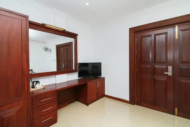 Deluxe Tek Büyük Yataklı Oda