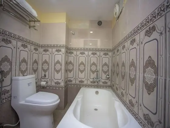 Deluxe Oda, 1 En Büyük (King) Boy Yatak
