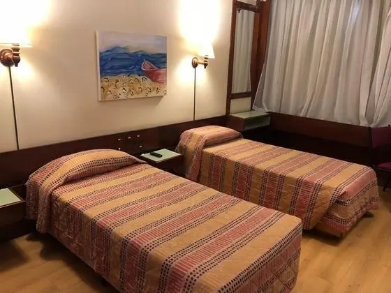 İki Ayrı Yataklı Oda