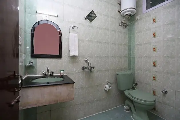 Standard Tek Büyük veya İki Ayrı Yataklı Oda, 1 Çift Kişilik Yatak, Özel Banyo