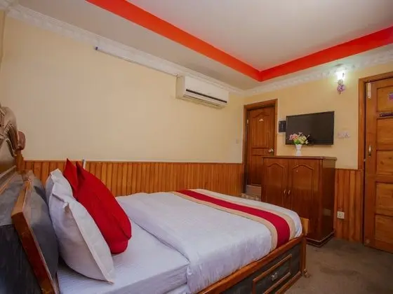 Deluxe Tek Büyük veya İki Ayrı Yataklı Oda, 1 Büyük (Queen) Boy Yatak
