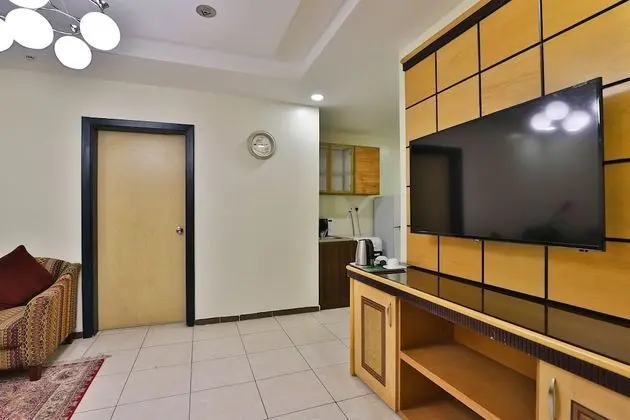 Three Bedroom Deluxe Apartment