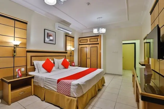 Three Bedroom Deluxe Apartment