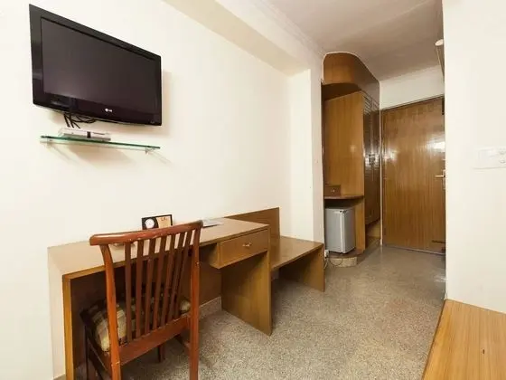 Standard Tek Büyük veya İki Ayrı Yataklı Oda, 1 Çift Kişilik Yatak