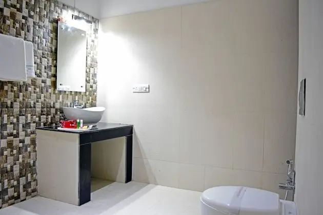 Deluxe Oda, 1 En Büyük (King) Boy Yatak, Özel Banyo