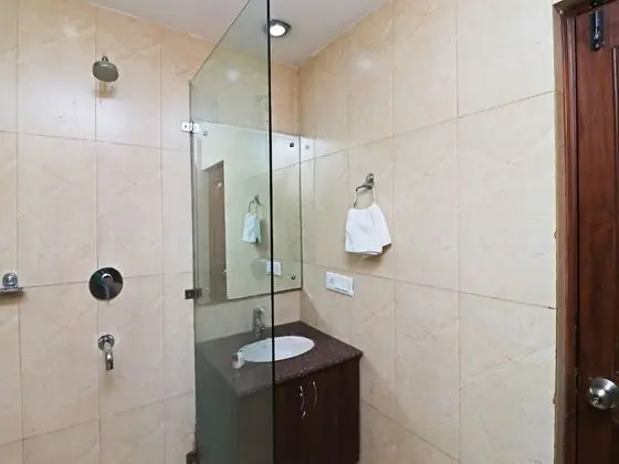 Standard Tek Büyük veya İki Ayrı Yataklı Oda, 1 Çift Kişilik Yatak