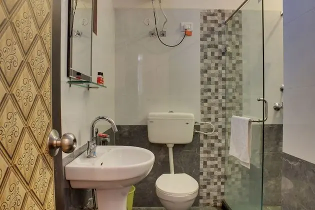 Standard Tek Büyük veya İki Ayrı Yataklı Oda, 1 Çift Kişilik Yatak