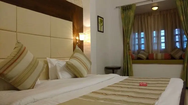 Tek Büyük veya İki Ayrı Yataklı Oda