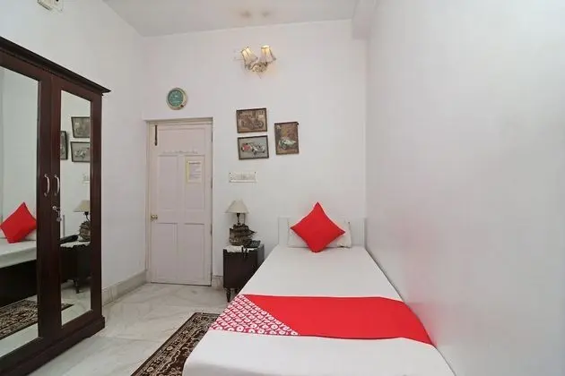 Basic Tek Büyük Yataklı Oda