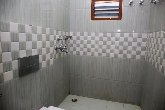 Standard Tek Büyük veya İki Ayrı Yataklı Oda, 1 Çift Kişilik Yatak, Özel Banyo