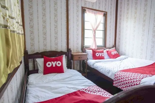 Basic Üç Kişilik Oda