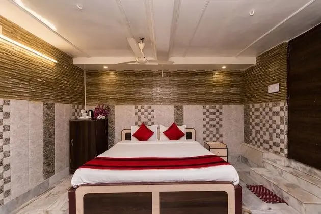 Tek Büyük veya İki Ayrı Yataklı Oda