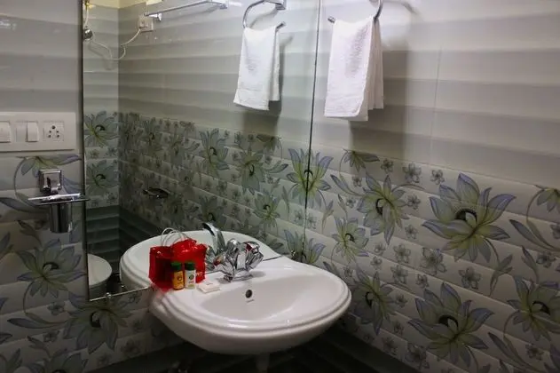 Standard Tek Büyük veya İki Ayrı Yataklı Oda, 1 Çift Kişilik Yatak, Özel Banyo