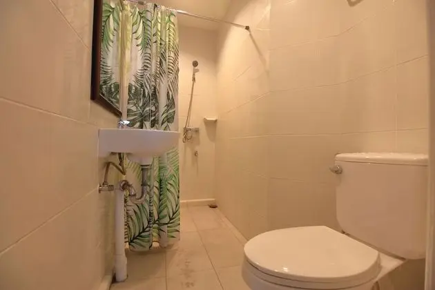 Ortak Ranzalı Oda, Sadece kadınlar için