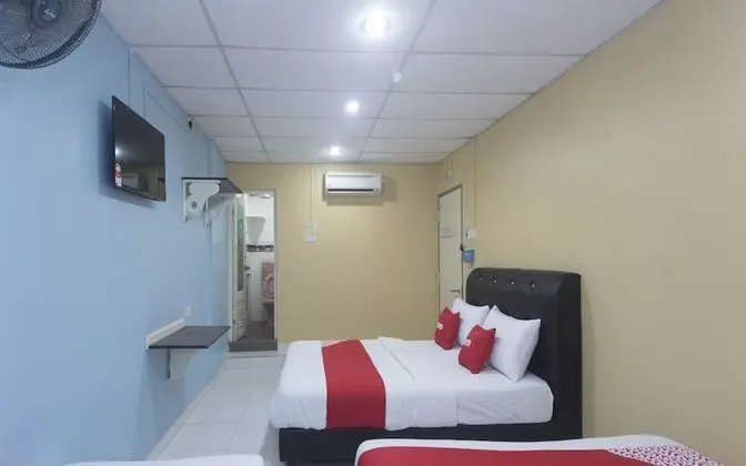 Family Tek Büyük Yataklı Oda