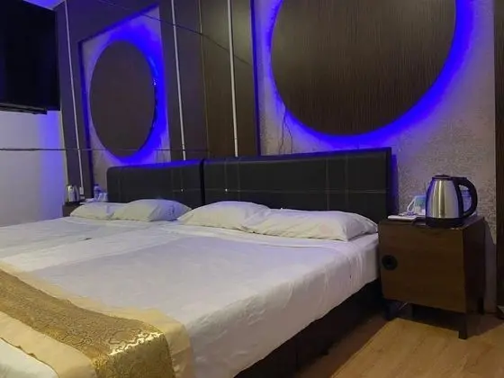 Deluxe Tek Büyük Yataklı Oda, 1 Büyük (Queen) Boy Yatak