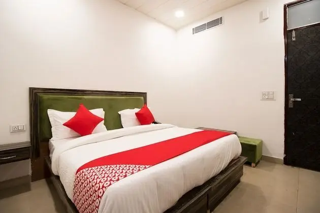 Tek Büyük veya İki Ayrı Yataklı Oda