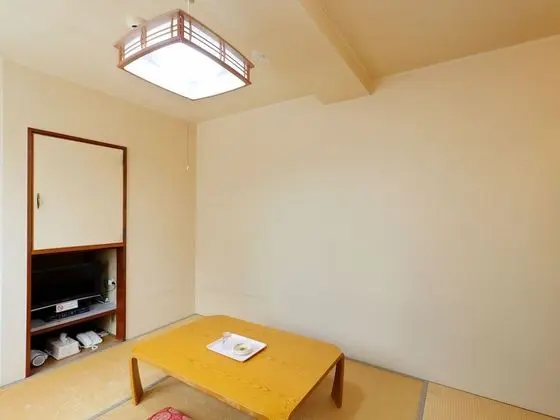 Traditional İki Ayrı Yataklı Oda, Ortak Banyo (Japanese Style)
