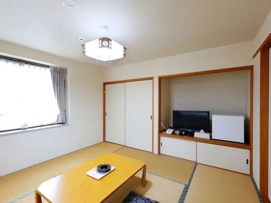 Traditional Üç Kişilik Oda (Japanese Style)