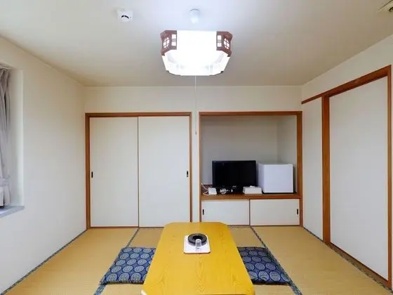 Traditional Üç Kişilik Oda (Japanese Style)