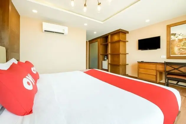 Deluxe Tek Büyük Yataklı Oda