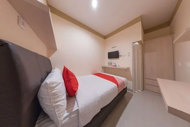 Standard Tek Büyük Yataklı Oda