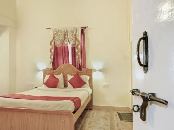 Standard Tek Büyük veya İki Ayrı Yataklı Oda, 1 Çift Kişilik Yatak, Özel Banyo