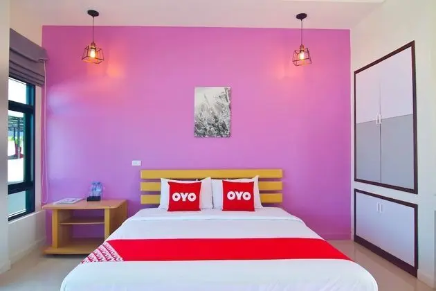 Deluxe Tek Büyük Yataklı Oda, Havuz Manzaralı